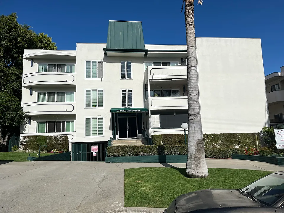 Le Baron Apartments