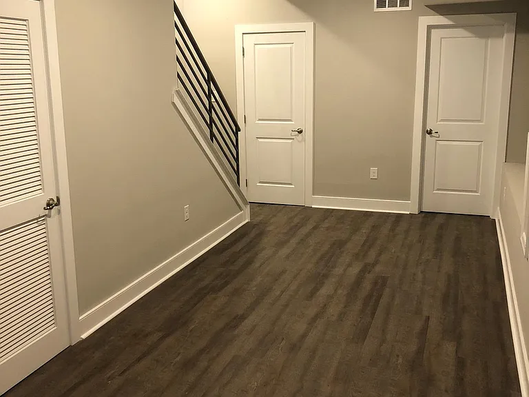 314 N Wiota St — Photo 6
