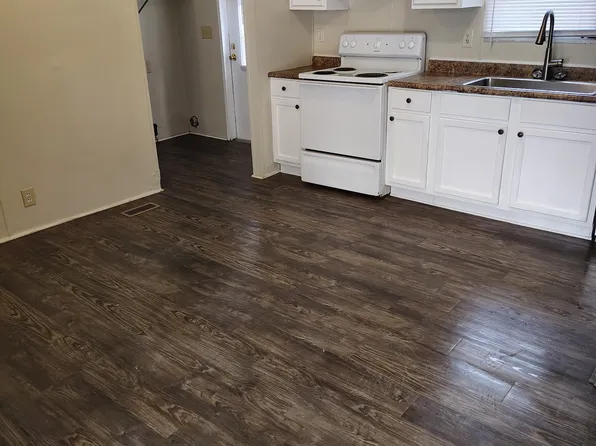 600 Davis Cir Trlr 25, Big Sandy, TX 75755