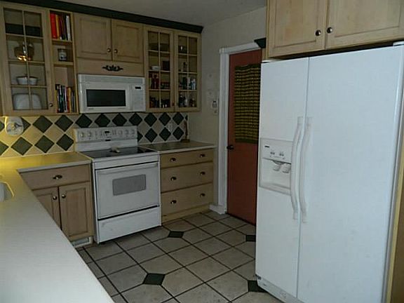 4th image of 109 Vickie Dr