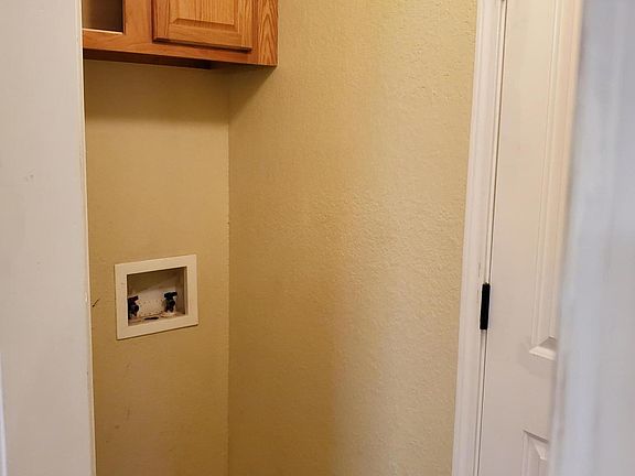 3rd image of 7902 Vail Dr