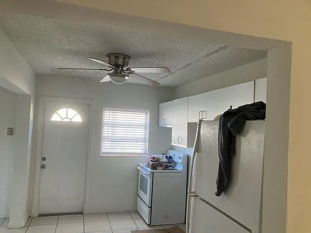 5272 NW 5th Ave — Photo 7