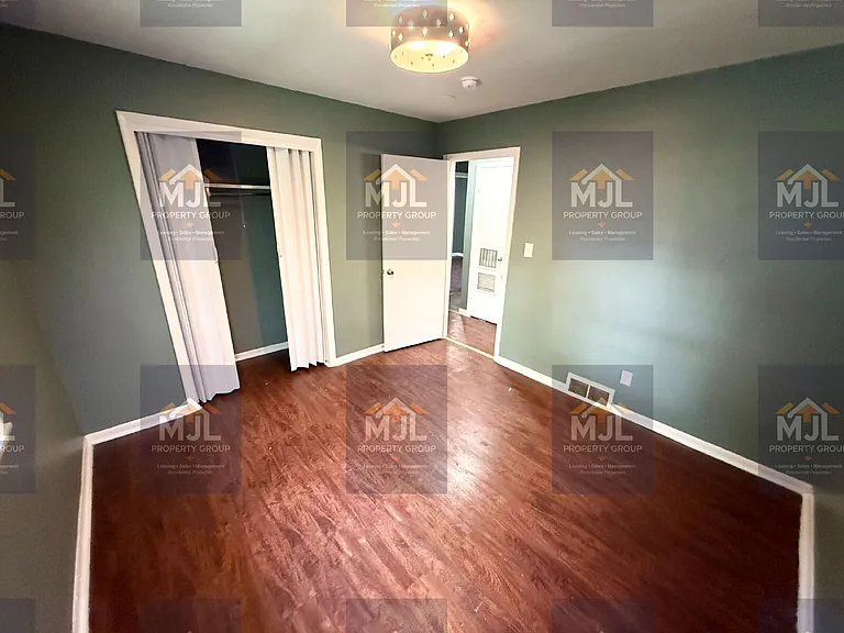 708 N Willow Ave — Photo 19