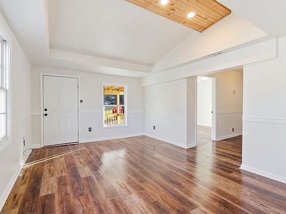 4th image of 2919 Scaffold Cane Rd