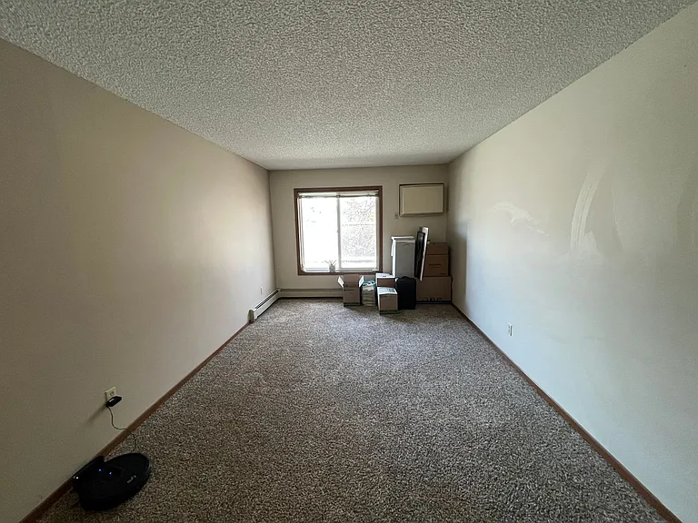 Welcome to Pine Forest Apartments in Forest Lake, MN — Photo 2
