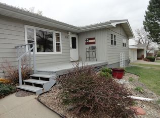 214 N Taylor Ave, Pierre, SD 57501