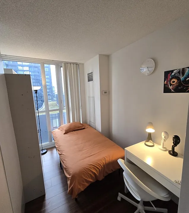 85 Queens Wharf Rd #1506C