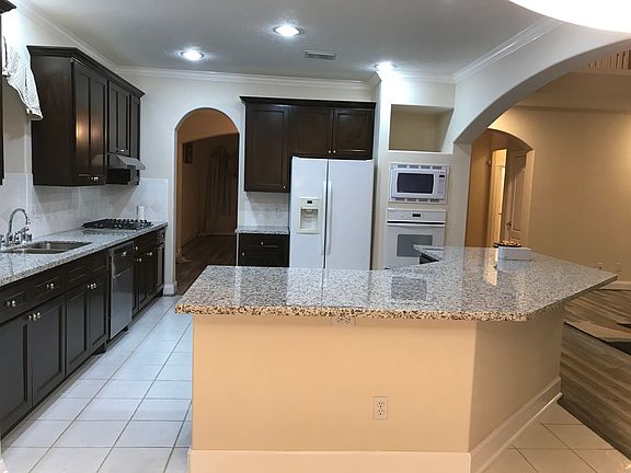 5th image of 506 Jays Ln