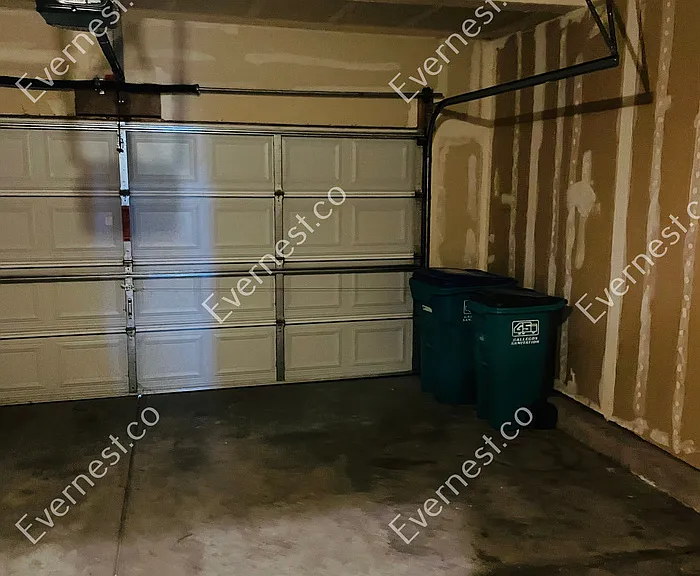 2851 Kansas Dr — Photo 24