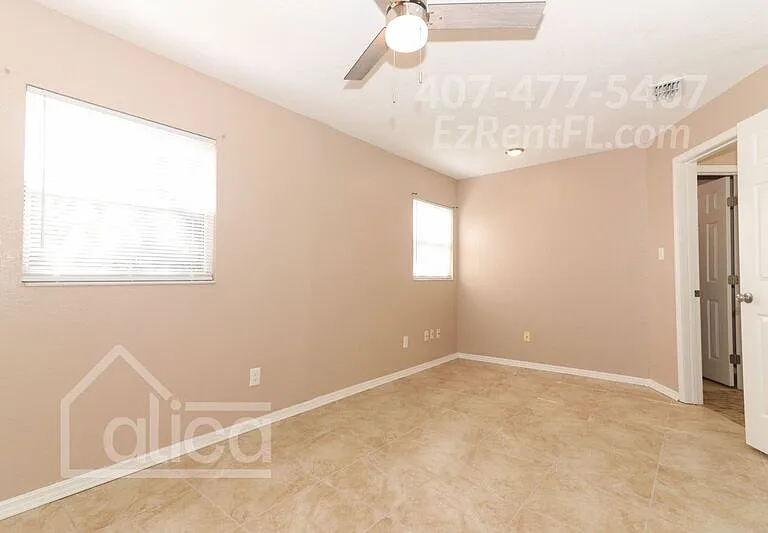 127 Academy Ave — Photo 23