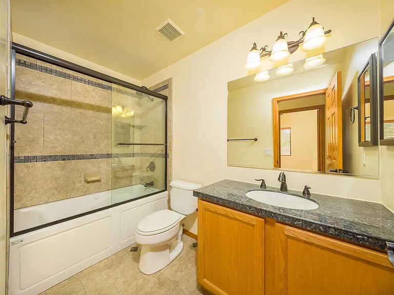 3073 W Placita Montessa — Photo 5