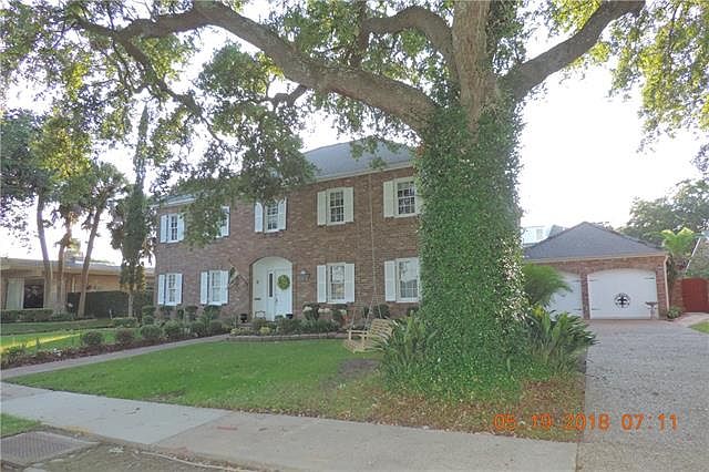 1st image of 967 Crystal St