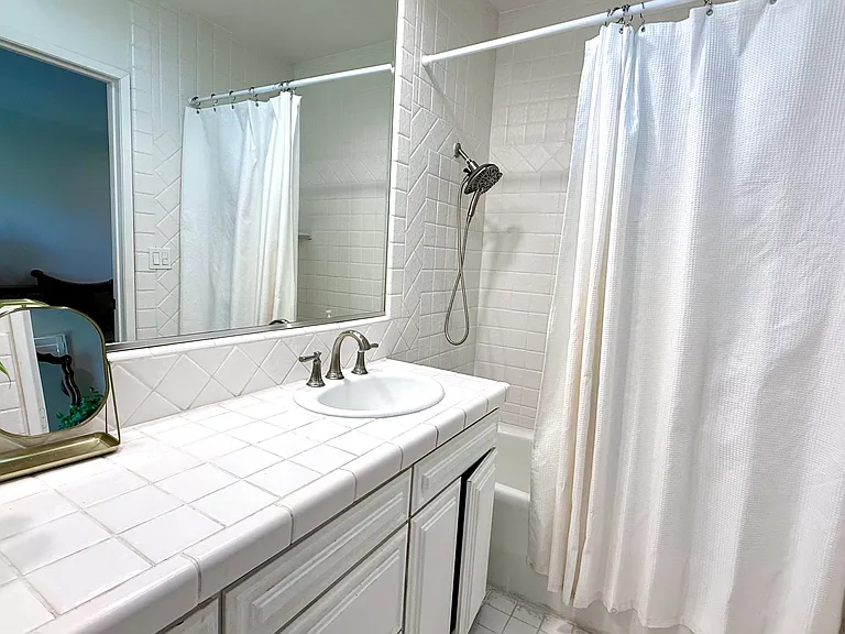 21316 Lynton Ave — Photo 22