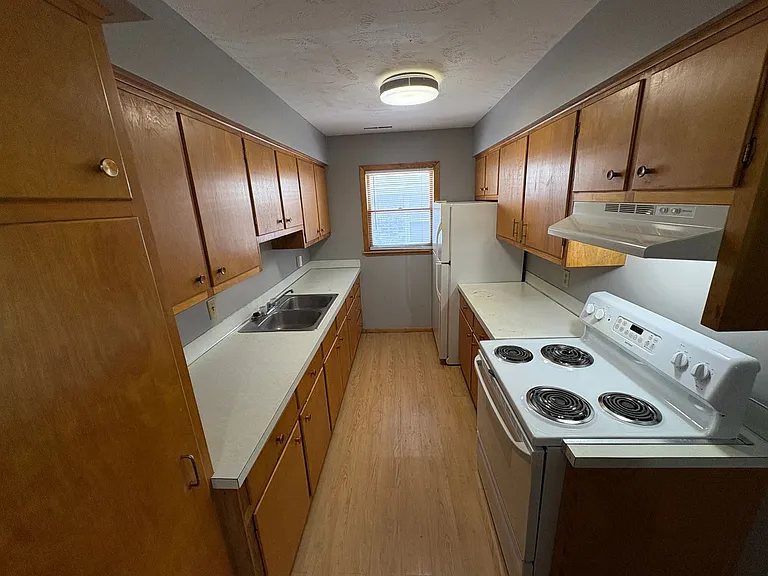 1533 S 21st St — Photo 5