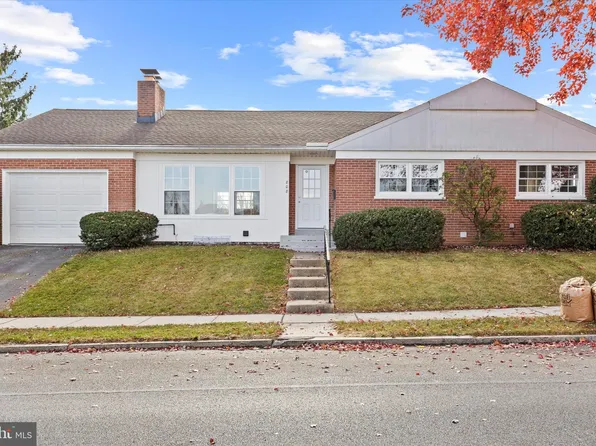 808 Hilton Dr, Lancaster, PA 17603