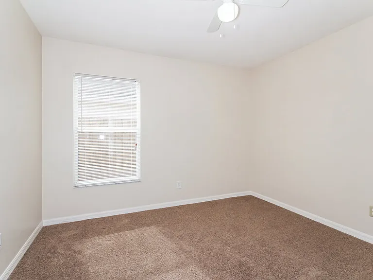 11104 Robin Lake Ct — Photo 9