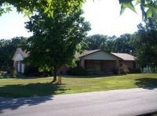 911 Hilltop Dr, Sullivan, MO 63080