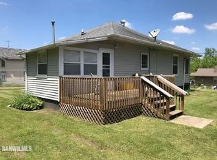 1619 Portland Ave, Savanna, IL 61074