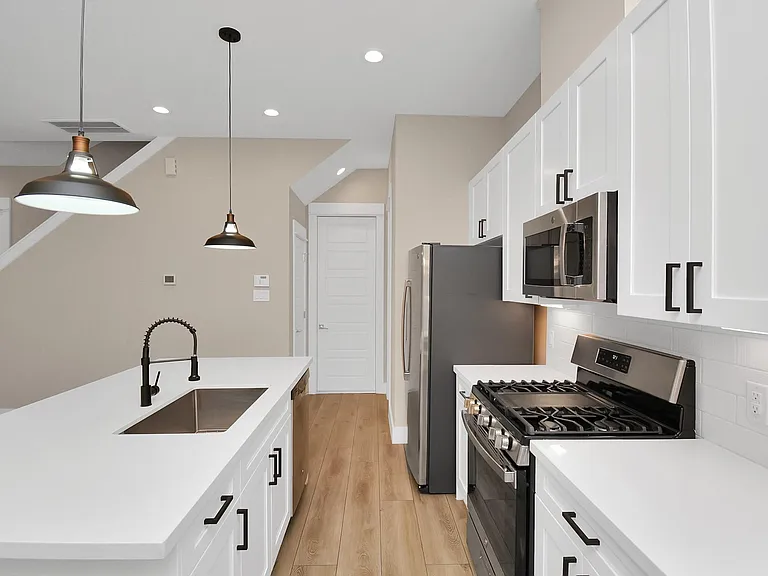 1235 W Tidwell Rd — Photo 10