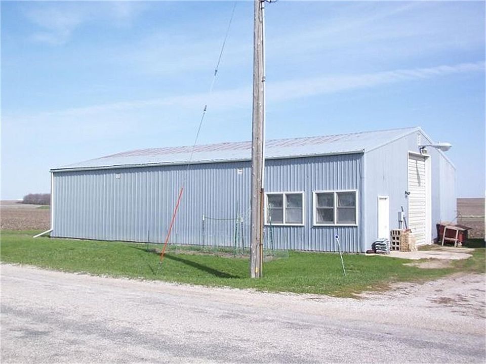 2nd image of 2665 71st St