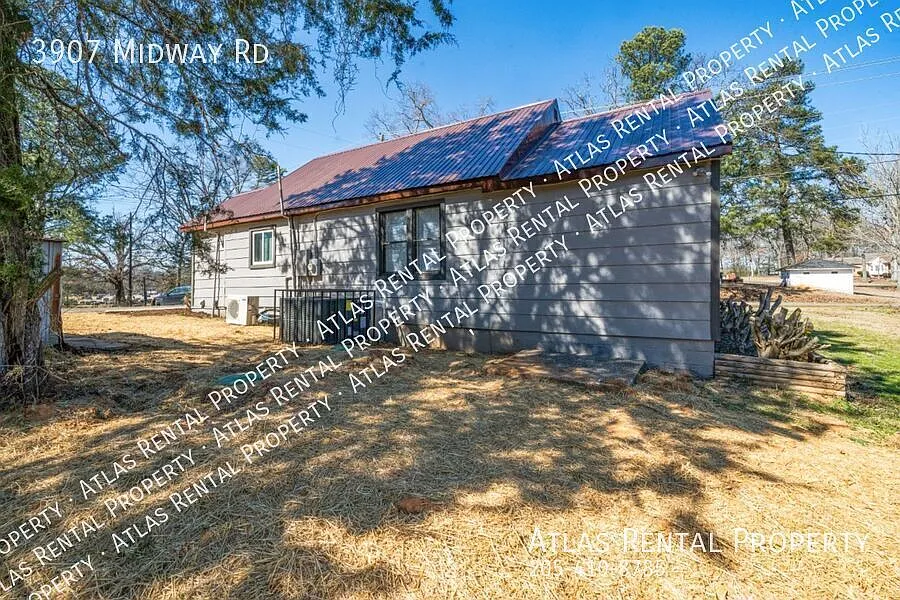 Freshly Updated & Full of Style Don't Miss This Adamsville Gem! — Photo 4