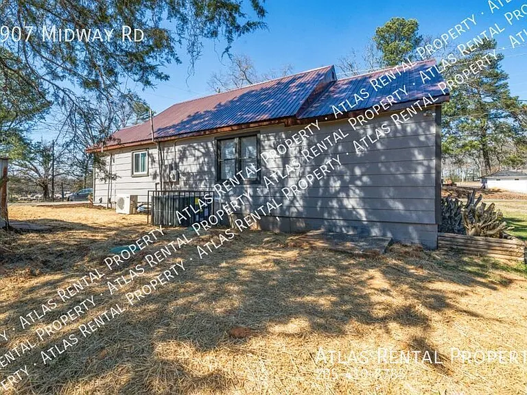 3907 Midway Rd — Photo 4