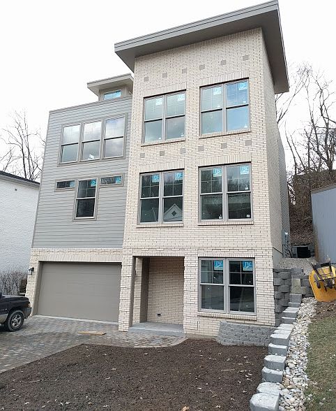1st image of 3177 Golden Hollow Ave