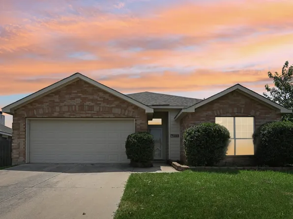 4604 Barnhill Ln, Fort Worth, TX 76135