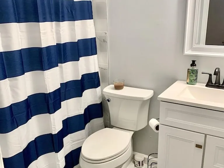 1321 Martinique Dr — Photo 11