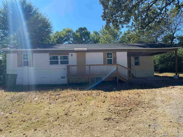 1423 1/2 S East St, Benton, AR 72015