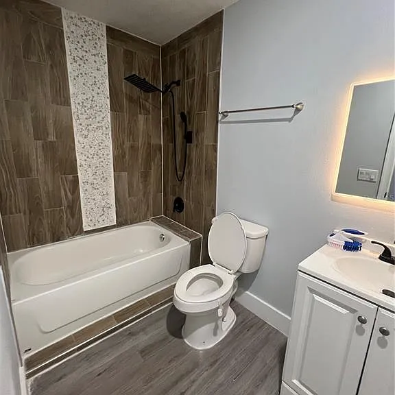 7118 Caloosa Ct — Photo 39