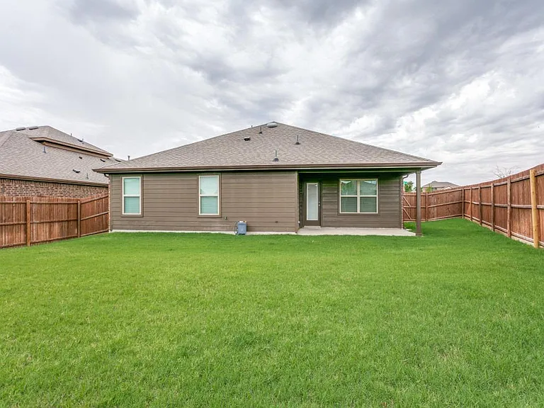 4120 Spur Trail Dr — Photo 27