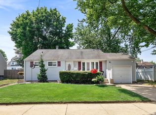 35 Coleridge Ave, Hamilton, NJ 08620