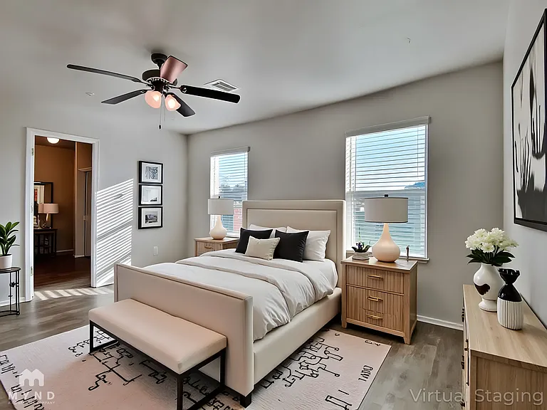 2923 Russell Rd — Photo 3