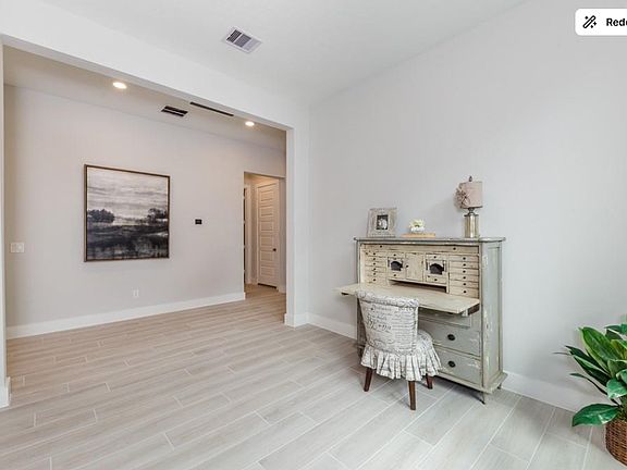 3rd image of 16606 W Salmon River Cir