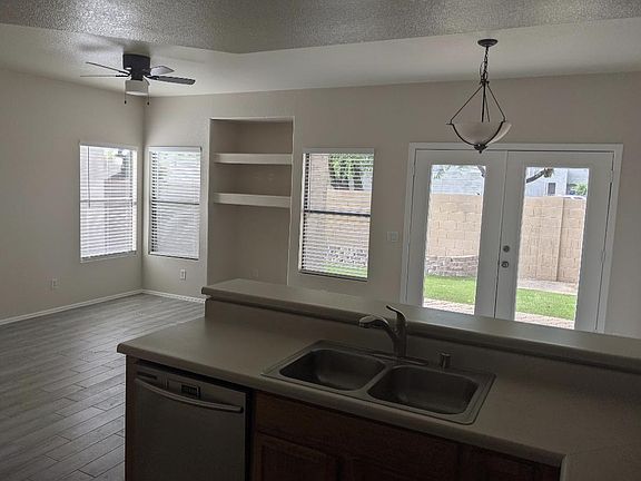 5th image of 8413 W Salter Dr
