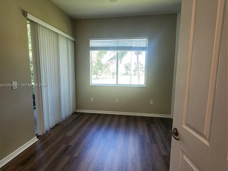 3600 Oaks Clubhouse Dr #206 — Photo 72