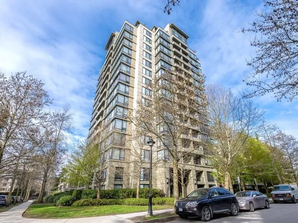 9133 Hemlock Dr #908, Richmond, BC V6Y 4J9