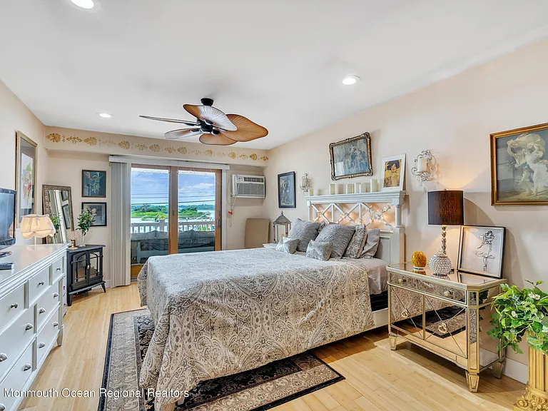 1340 Ocean Ave #62 — Photo 27
