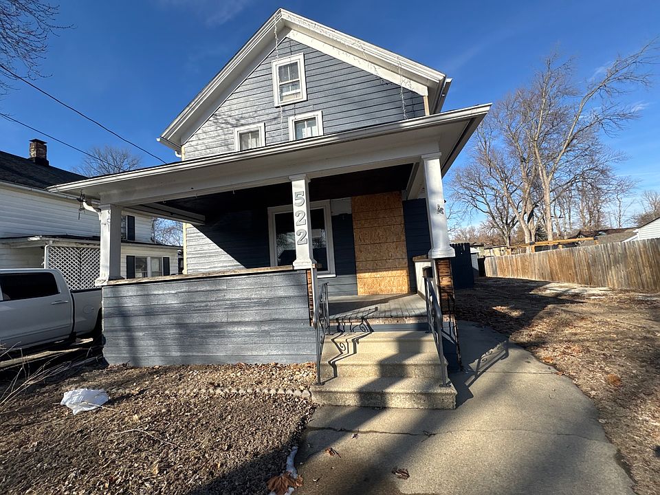 1st image of 522 E Superior St