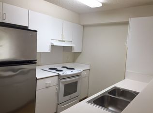 1450 Young St APT 206, Honolulu, HI 96814