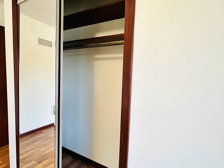 8001 Sandalwood Dr — Photo 14