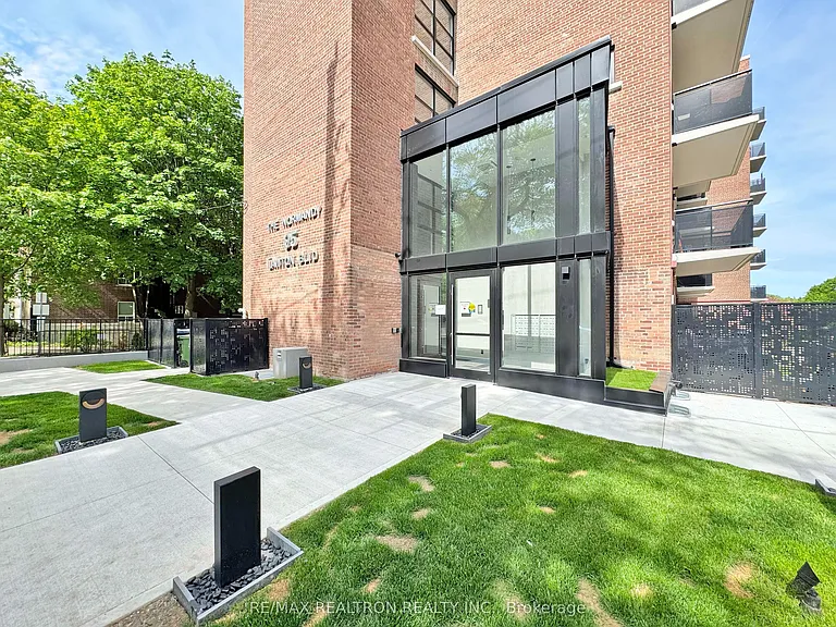 95 Lawton Blvd #607 — Photo 9