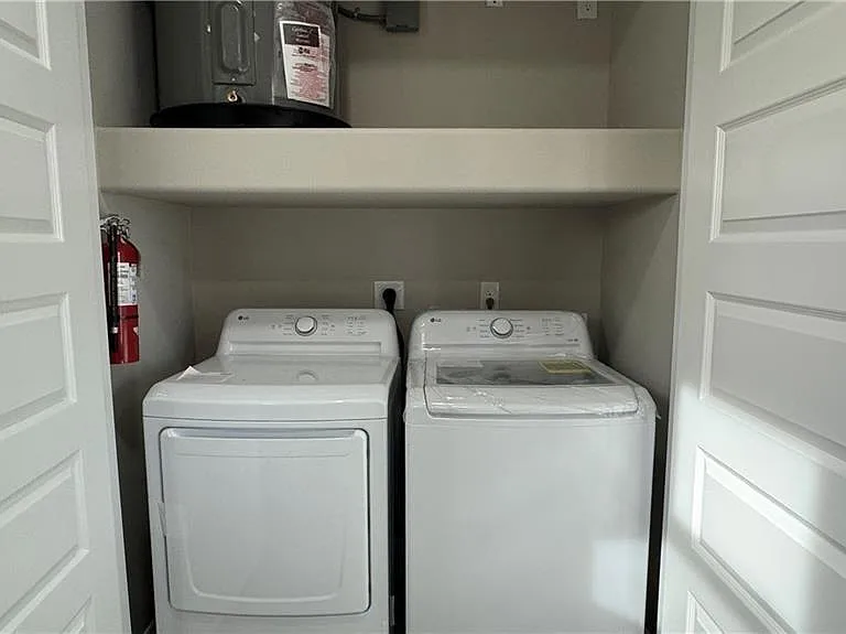 2313 N 43rd St #1 — Photo 8