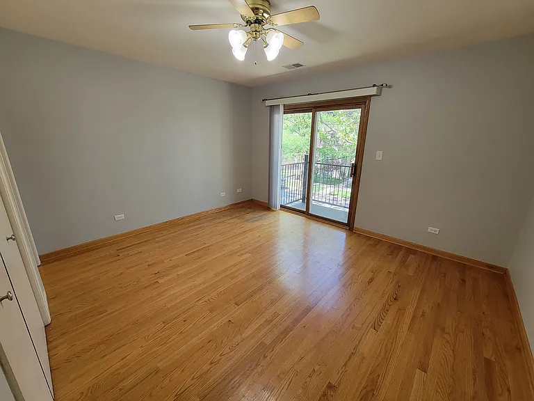 7411 N Claremont Ave #2W — Photo 6