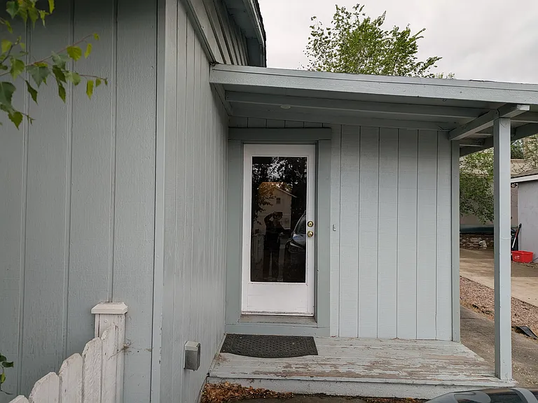 425 SE McKinley Ave #1 & 2-1 — Photo 11