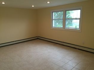 1390 Pamela Ct, Bellmore, NY 11710