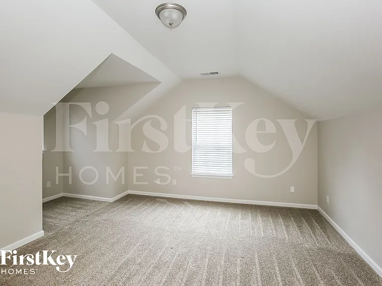 2516 Macie Glen Ct — Photo 10