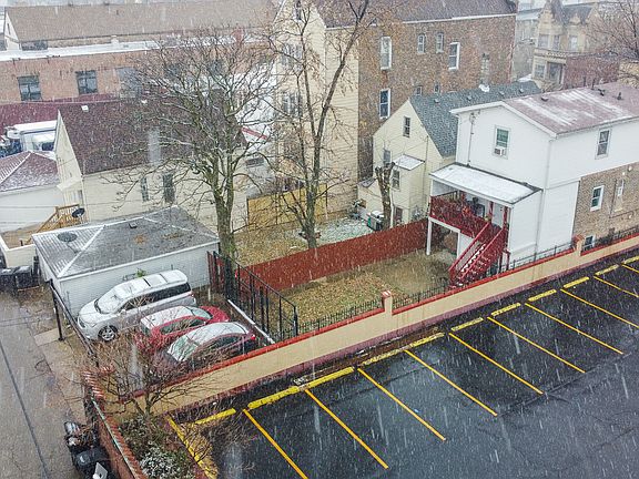 2nd image of 2535 S Kedzie Ave