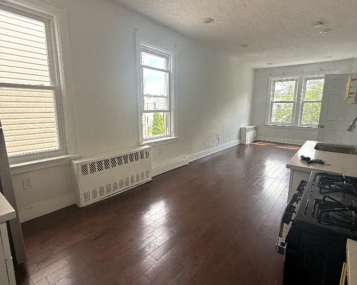 181 Lexington Ave #2L — Photo 4
